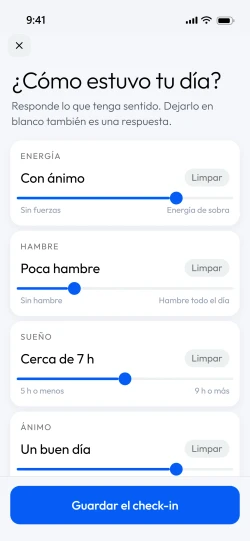 La pantalla de check-in de la aplicación, con energía, hambre, sueño y ánimo respondidos